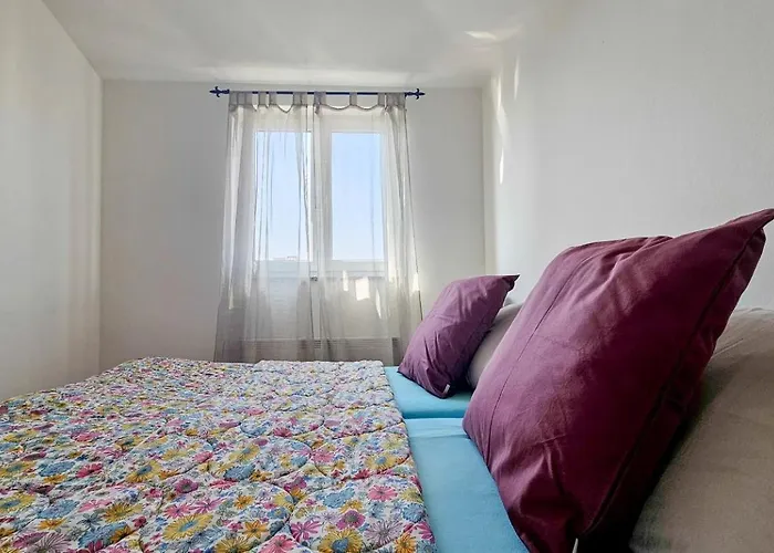 Vesna * Novigrad Istria